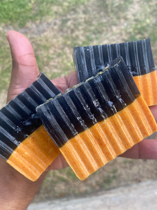 2 Way Street Soap(Turmeric & Charcoal & Tea Tree)