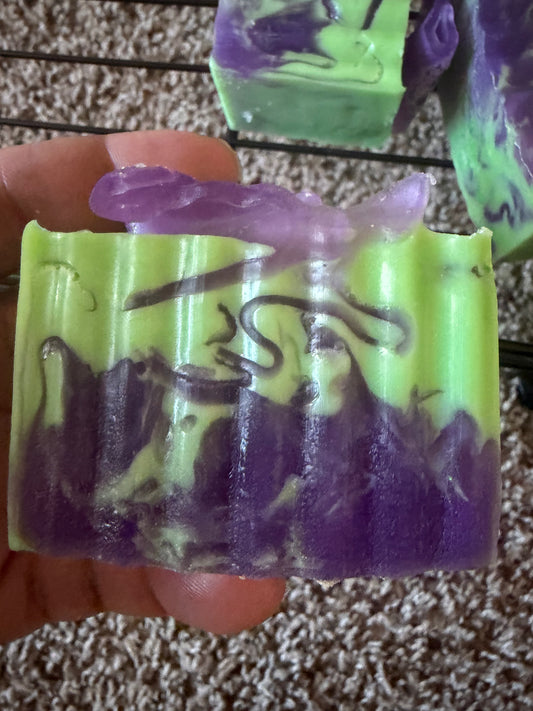 Yoni Soap (Lavender & Aloe Vera Soap)